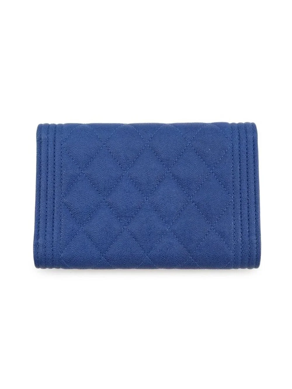 CHANEL noteworthy specifications compact