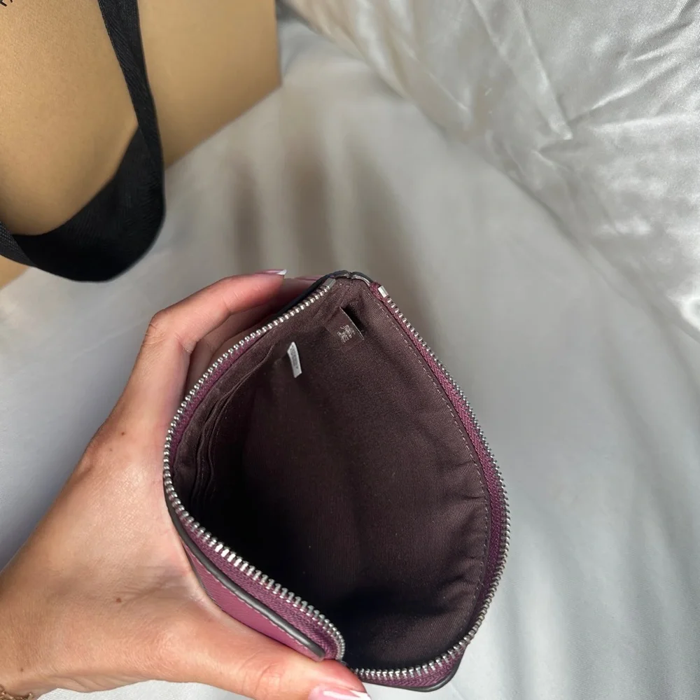 Coach wristlet deep