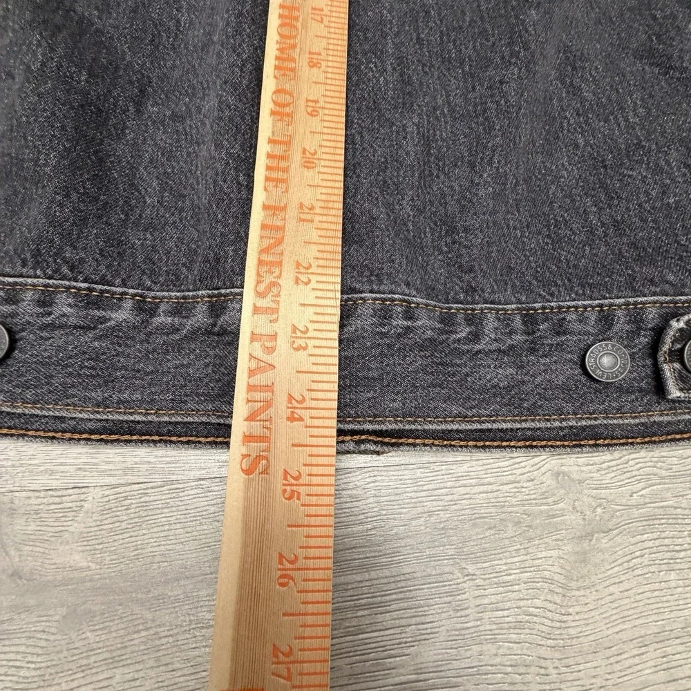 Levis bring classic