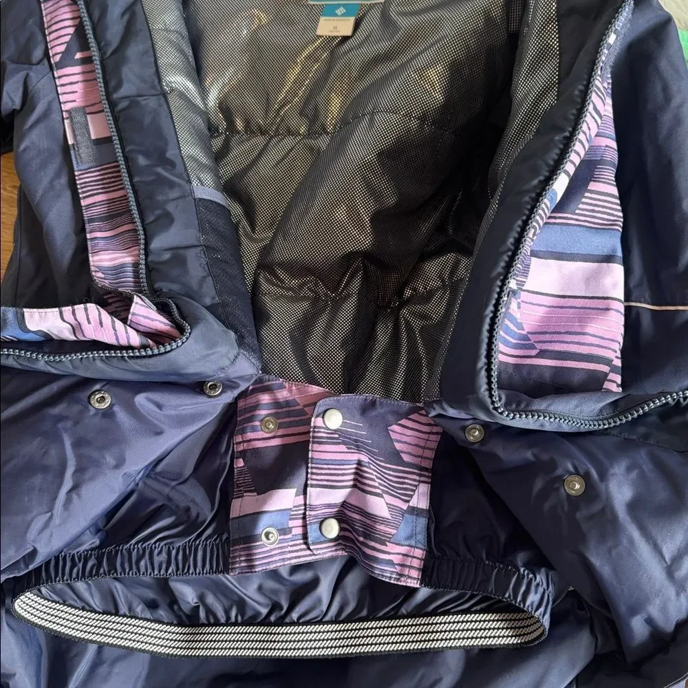 Columbia kid’s blue