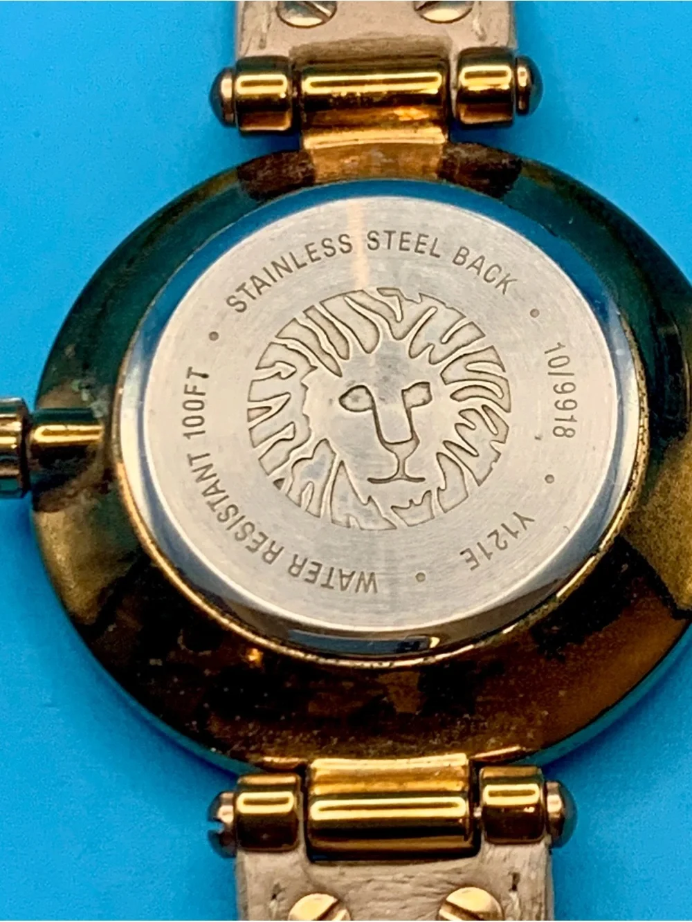 Anne Klein anne klein