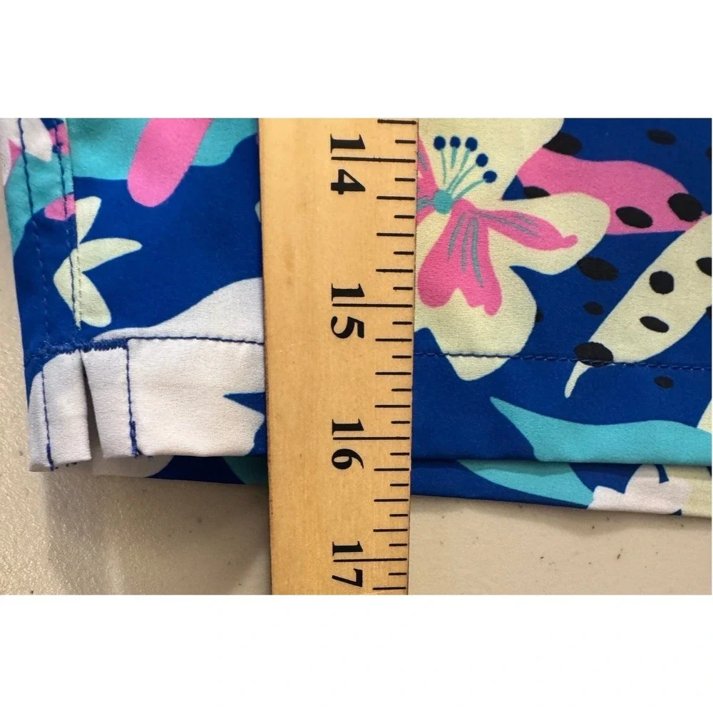 Chubbies Swim Trunks Men XL Blue Floral Surprises 5.5