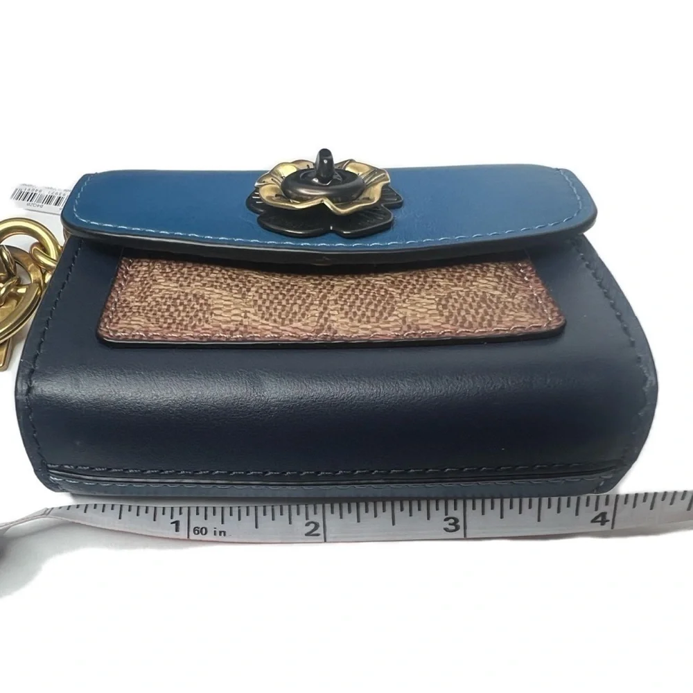 Coach beige genuine