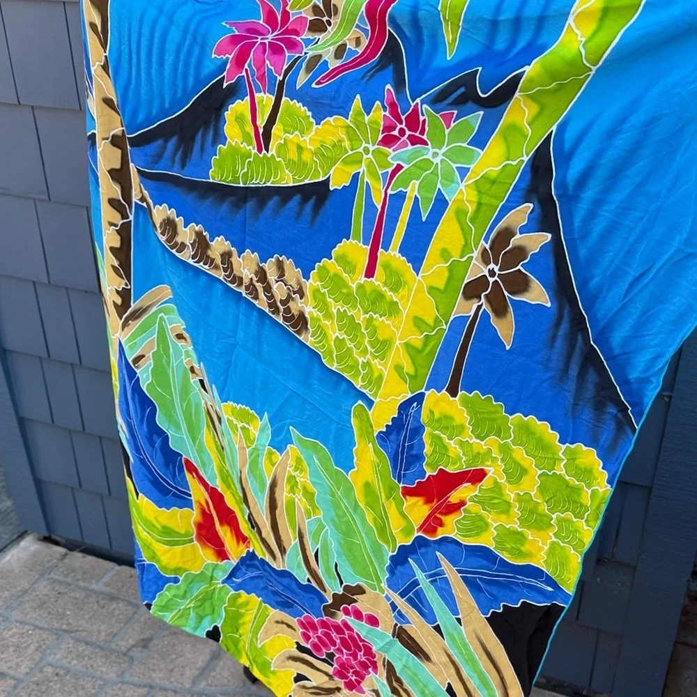 Dancing Gecko Hawaii wrap sarong Colorful Floral Women's Scarf tapestry