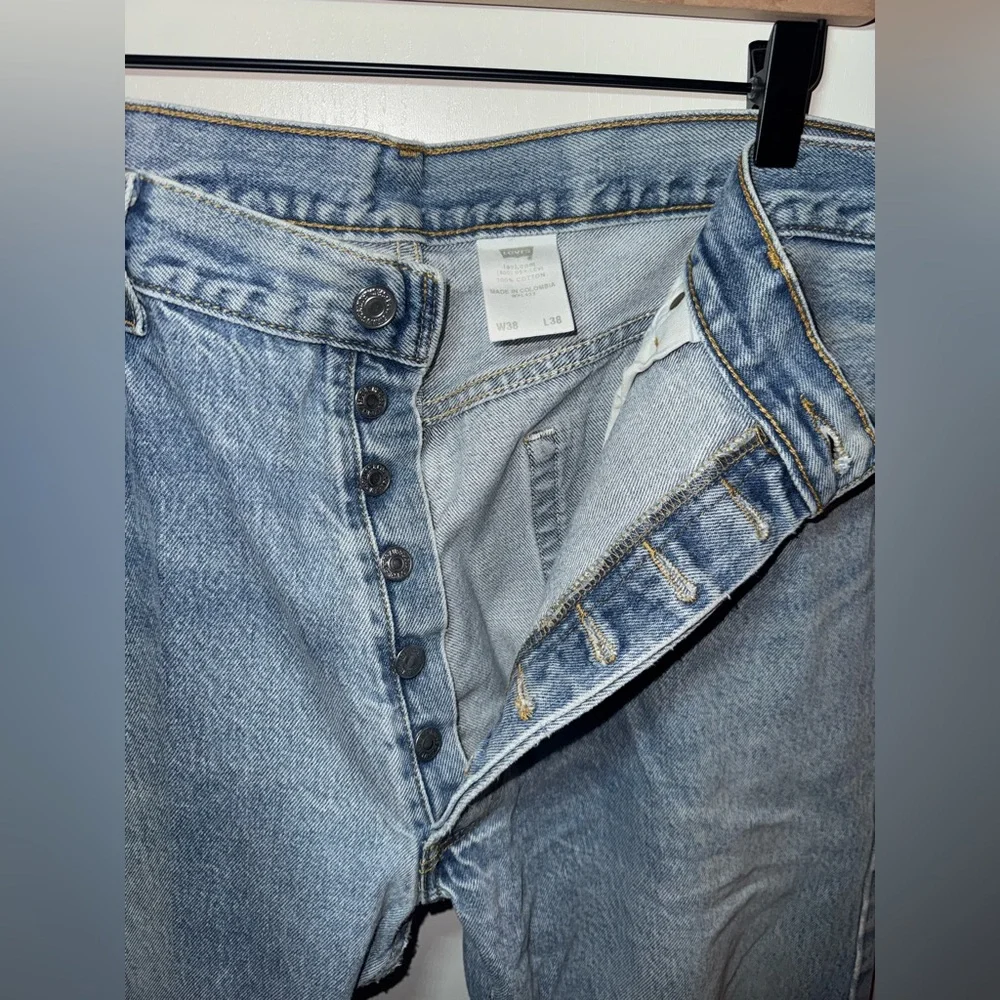 Vintage Levi's 501 XX Blue Jean Pant Men’s Size 36 Waist Made In 2005 Button Fly