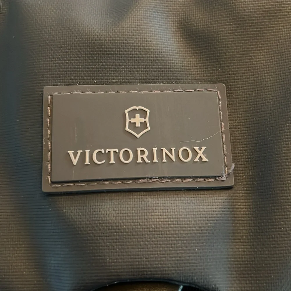 Victorinox new tags