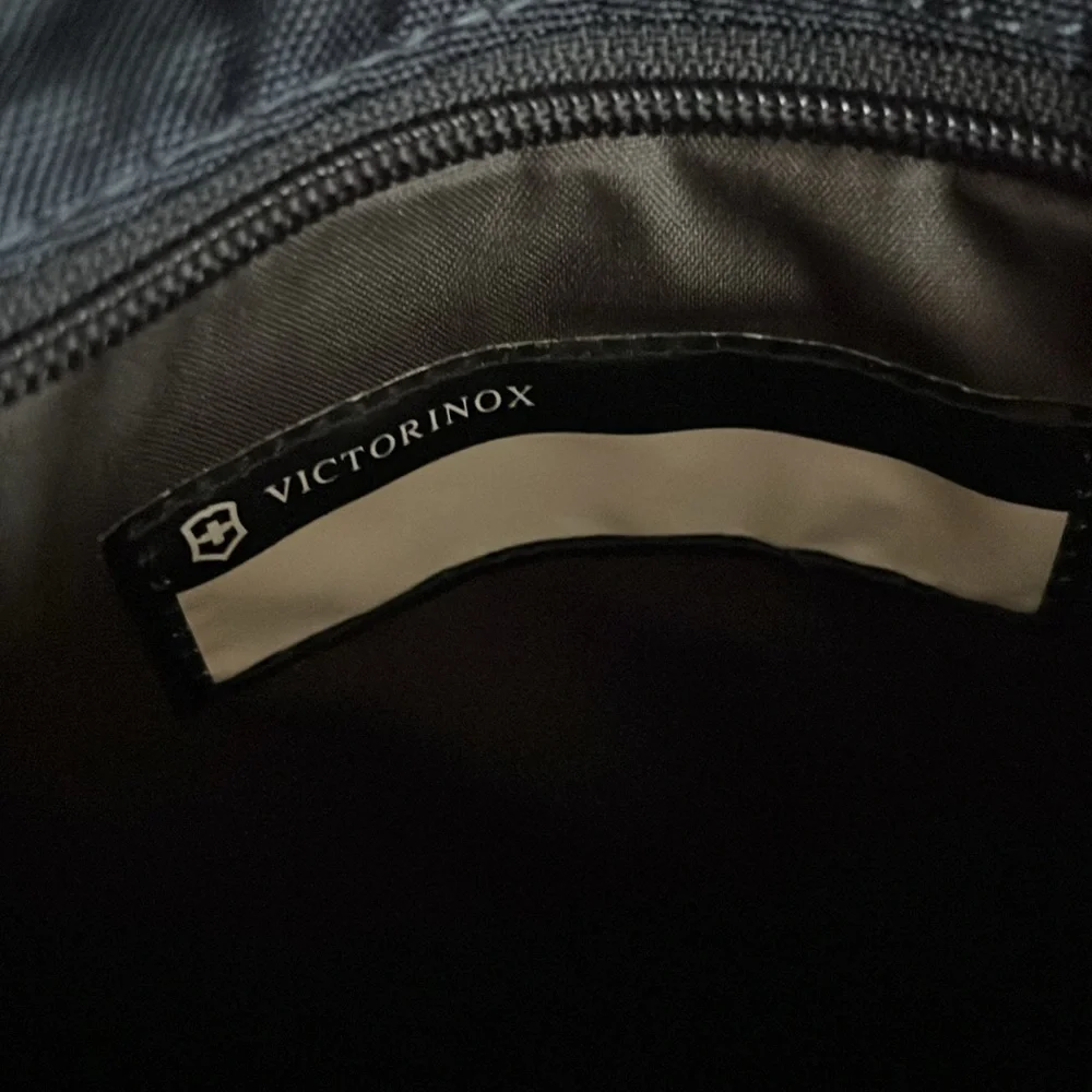 Victorinox new tags