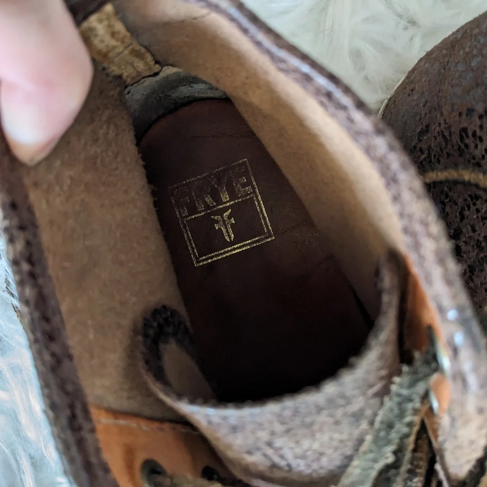Frye very rare