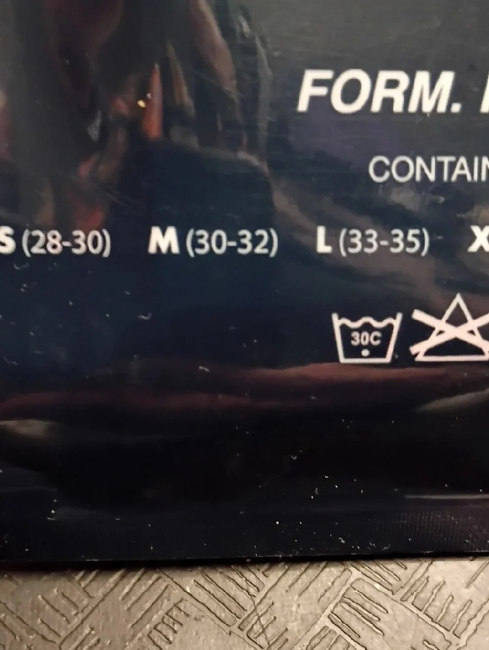 ethika pet red medium