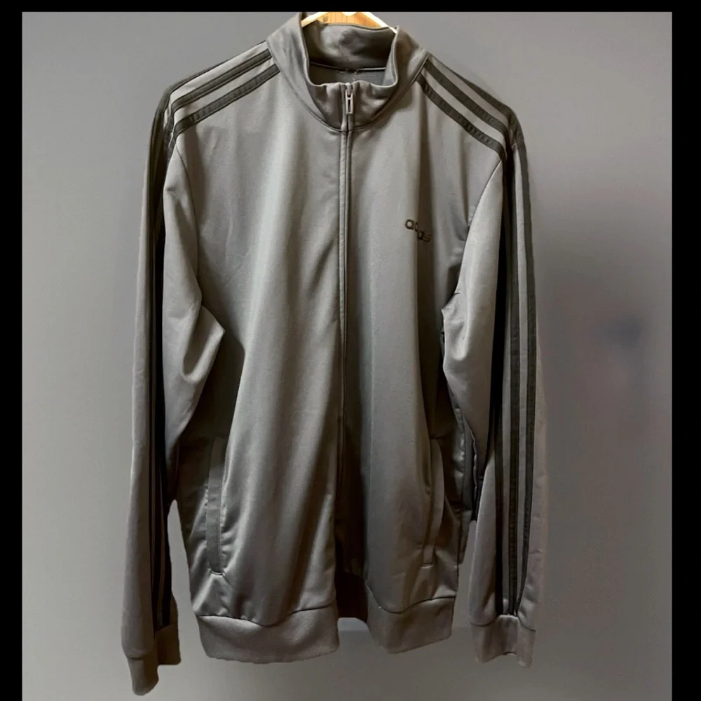 adidas packaged chest