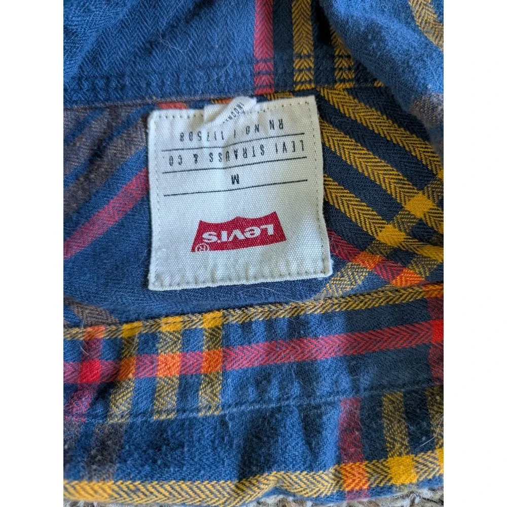 Levis see all