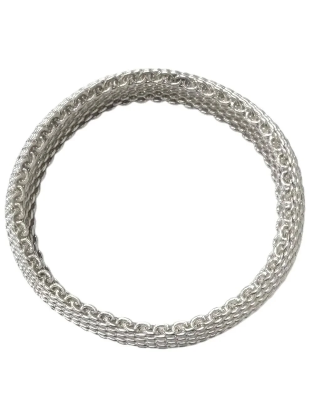 Tiffany & Co. controlled size