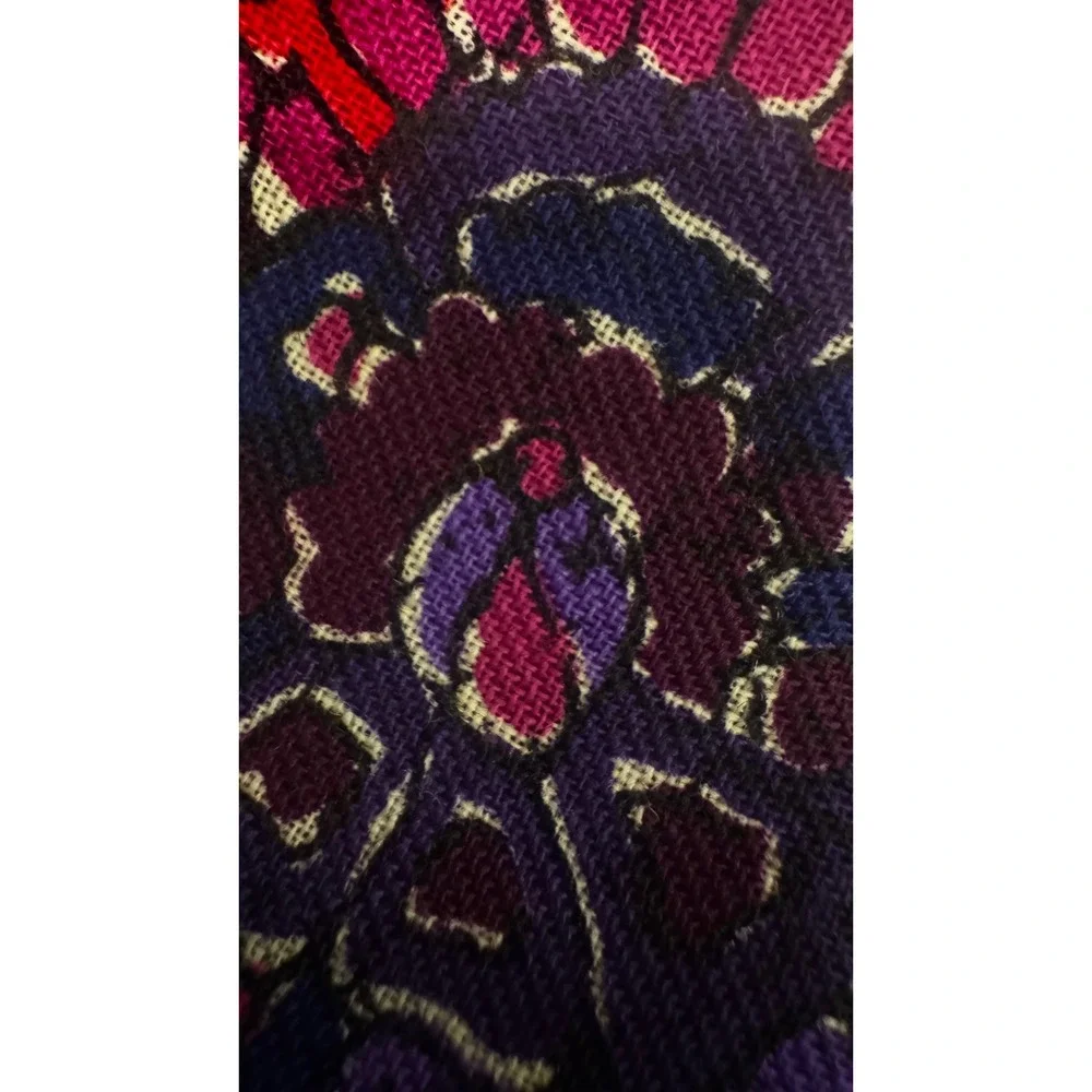 Christian Dior ECharpes Vintage Wool Scarf Magenta Fuscia Paisley Japan 35
