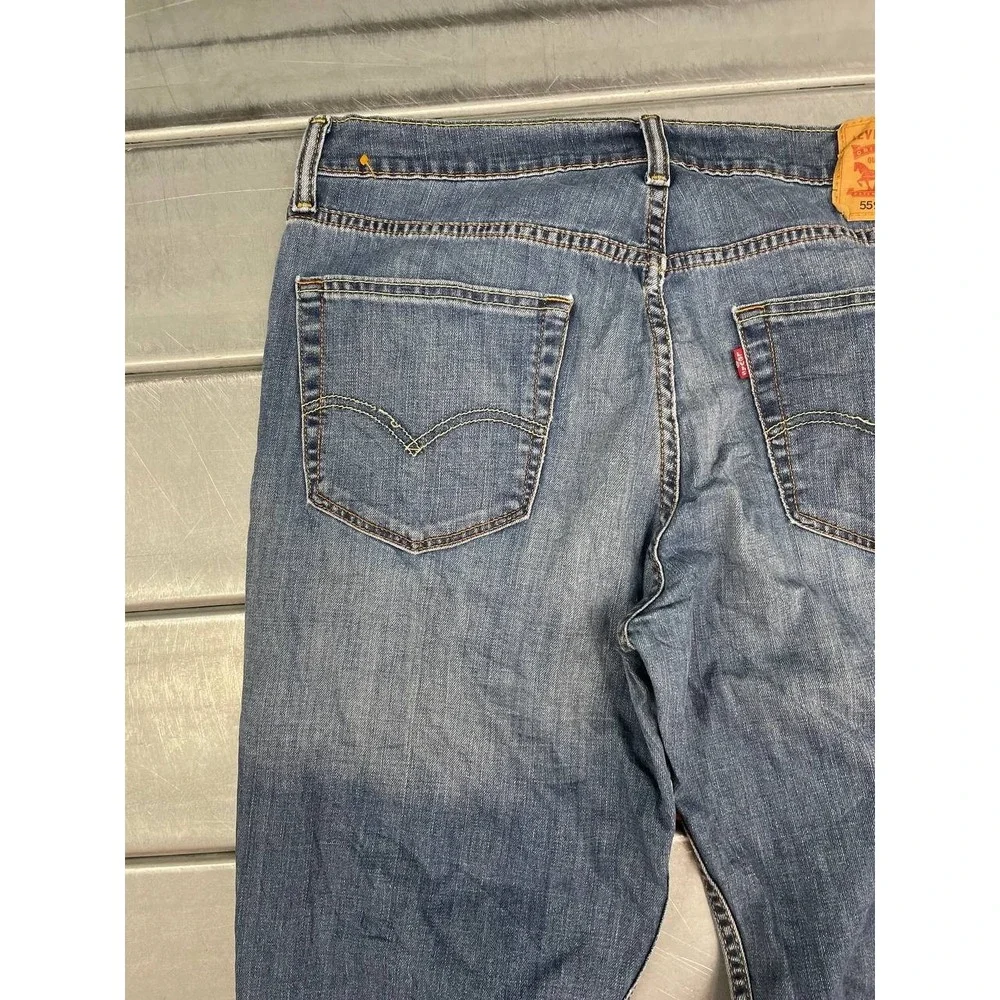 Levis levis 559