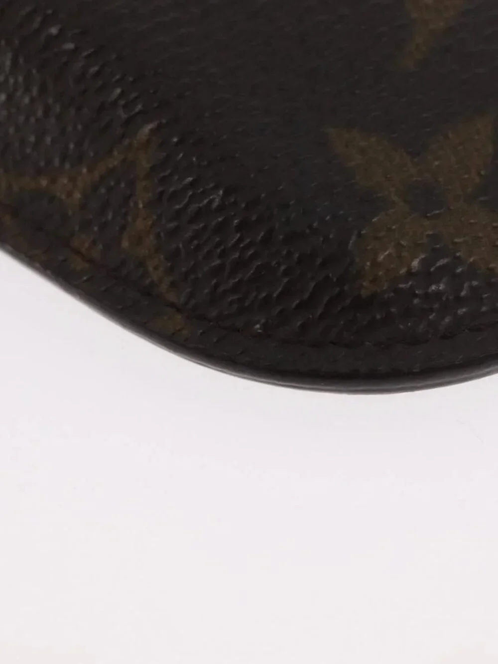 Louis Vuitton brand	louis vuitton