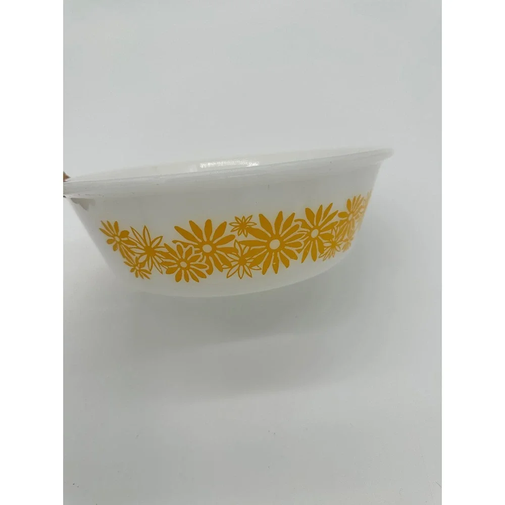 Pyrex glasbake daisy