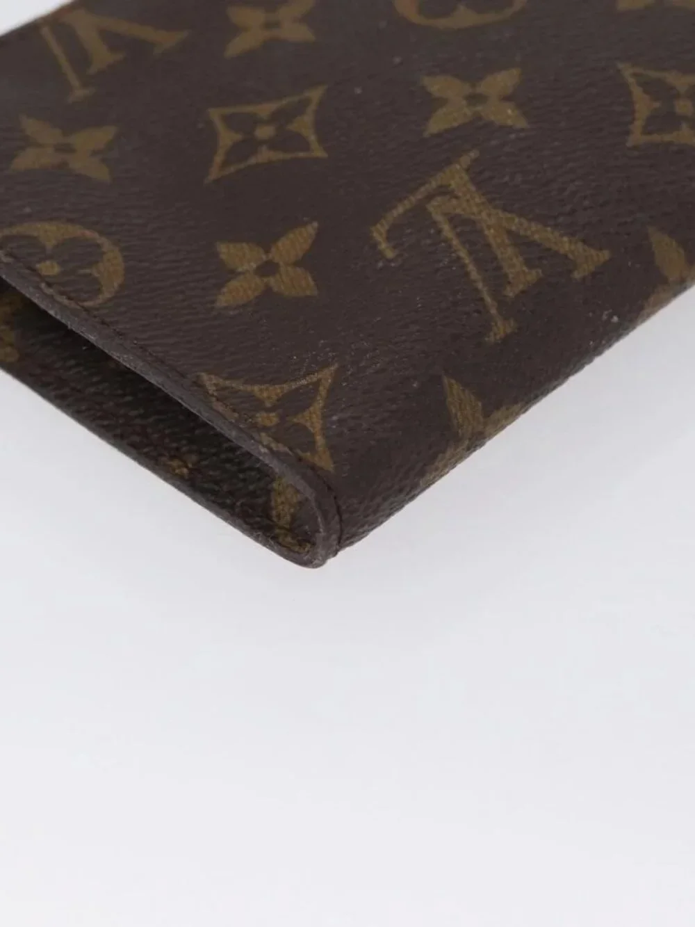 Louis Vuitton brand	louis vuitton