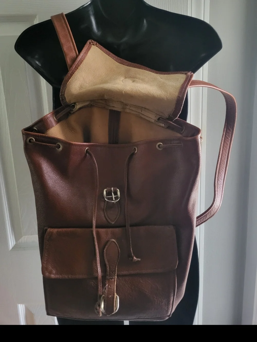 Source Unknown suede interior bag