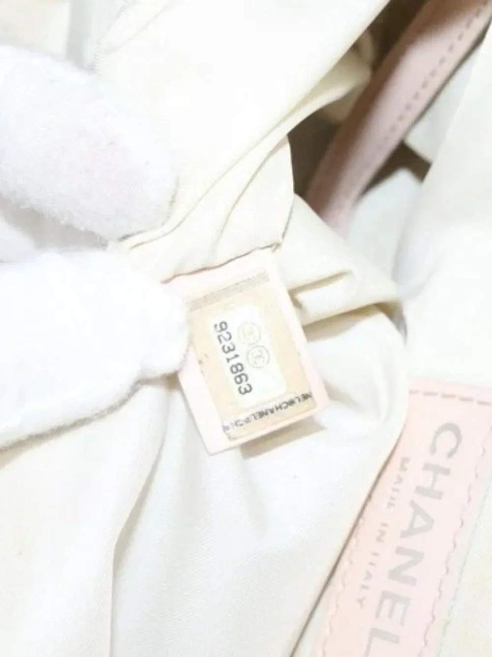 CHANEL fray 	9231863 	w30cm