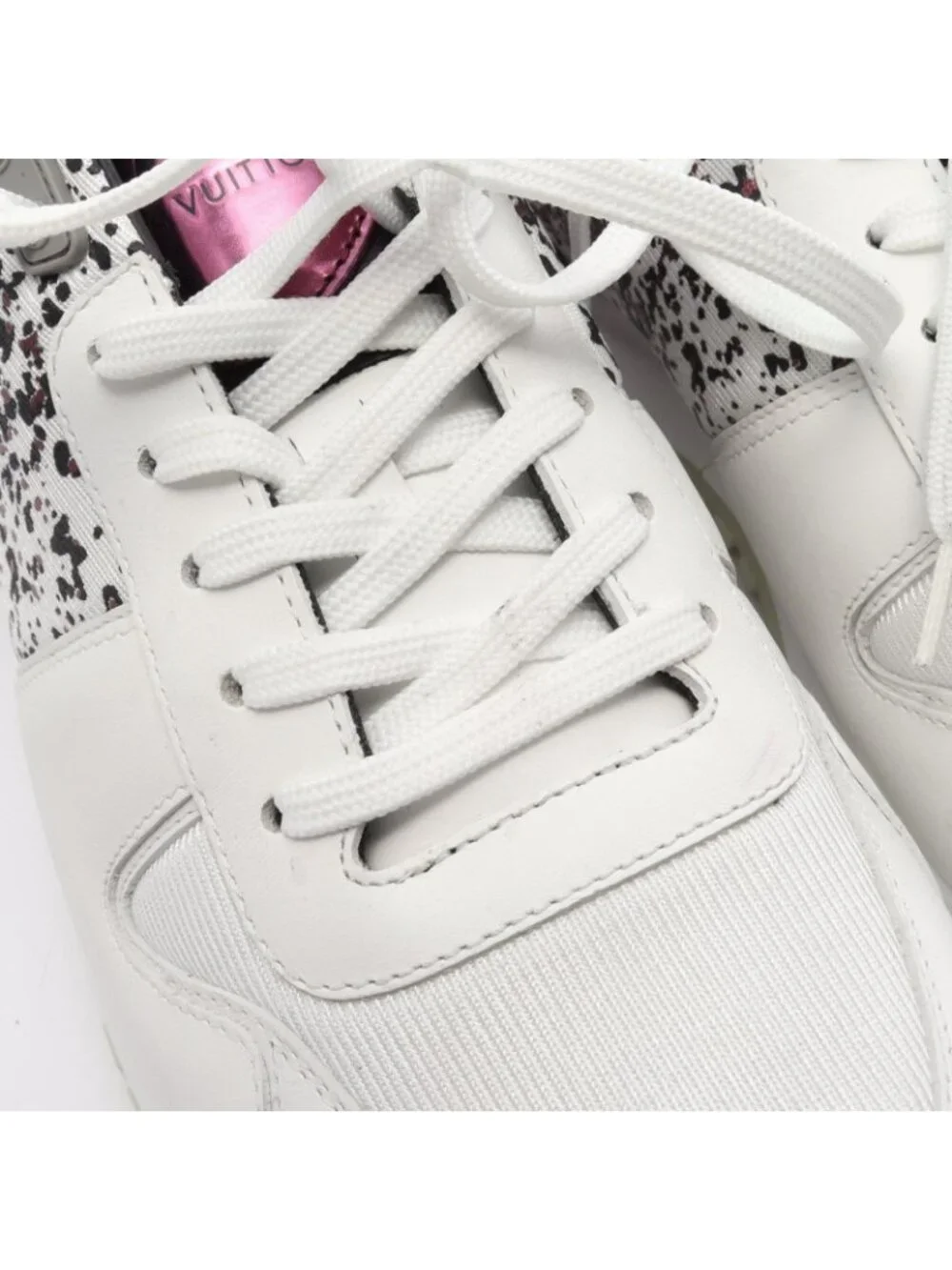 Louis Vuitton Sneakers Run Away Line Leather