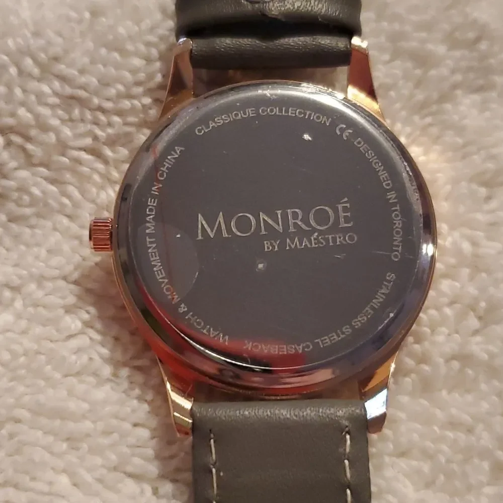 Monroé by Maestro brand new