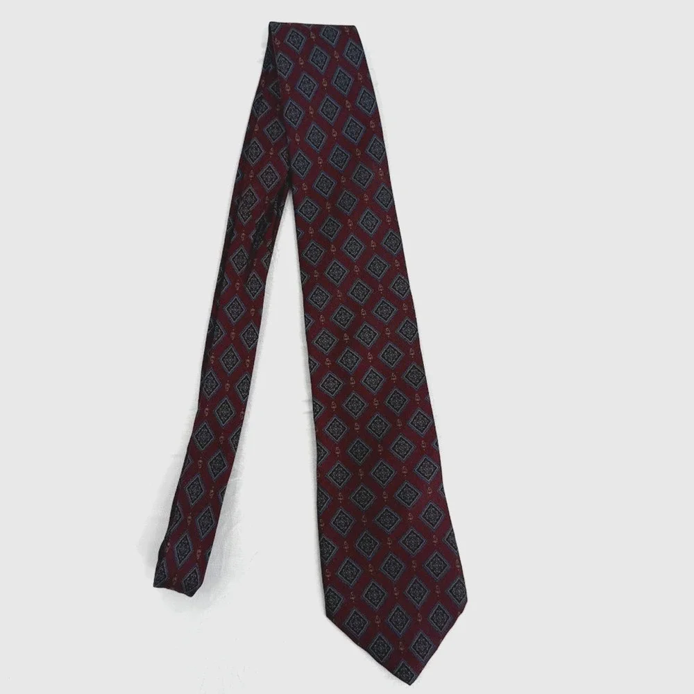 Vintage Brass & Leather by Jadeo Silk Tie Made in Italy Burgundy Geometric Medal