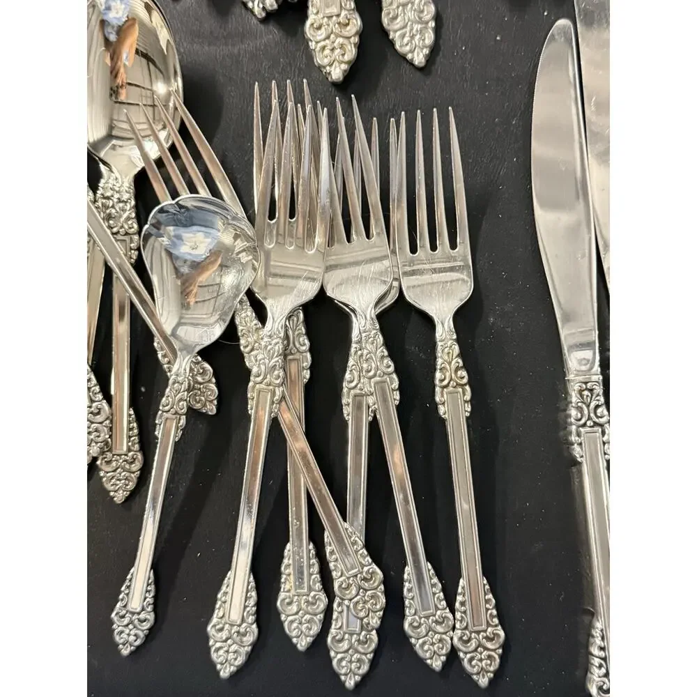 Oneida spoons reliable silver