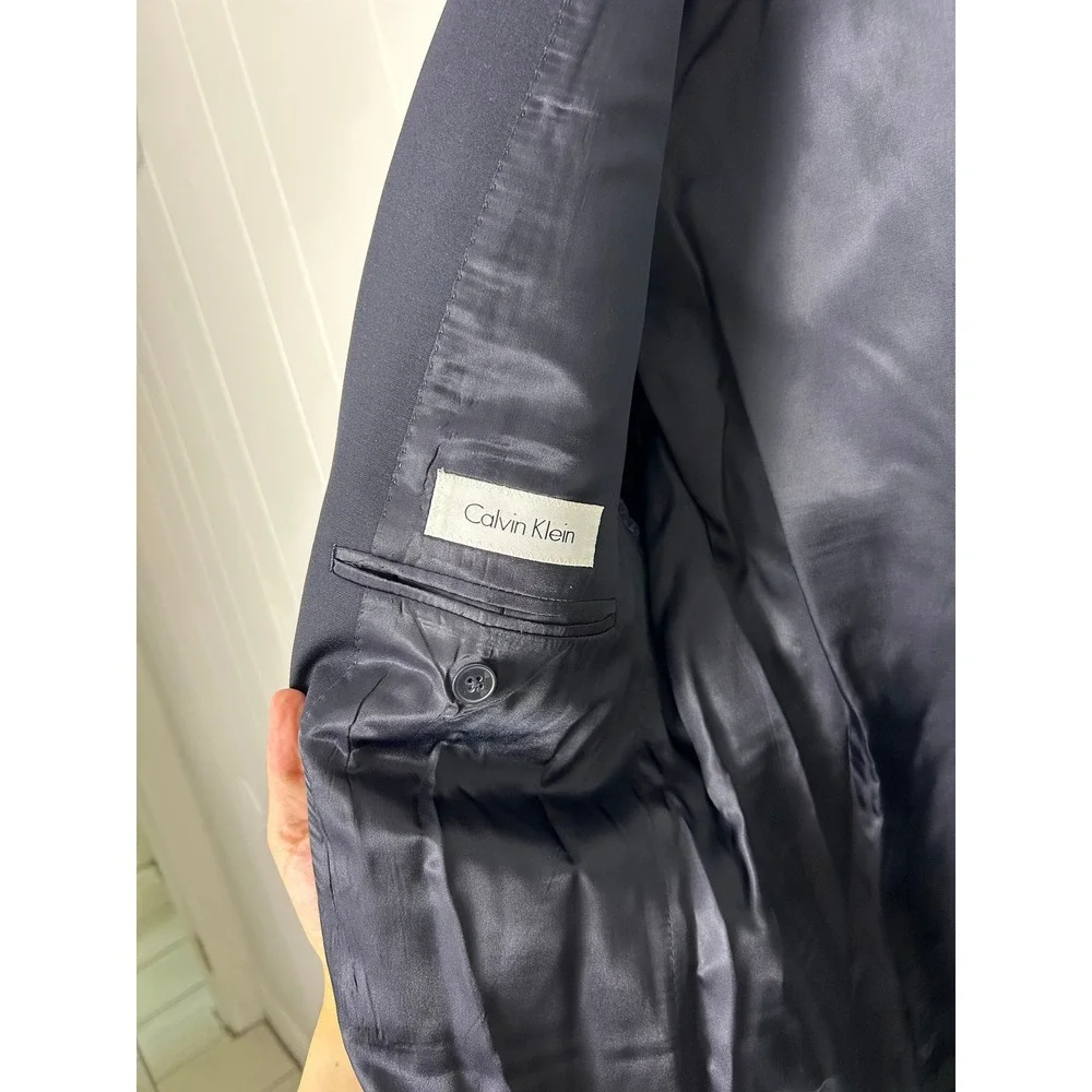 Calvin Klein measurements pit