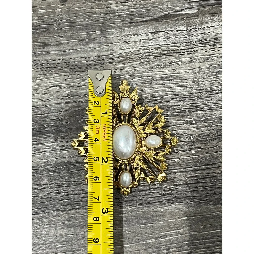 N/A gold tone