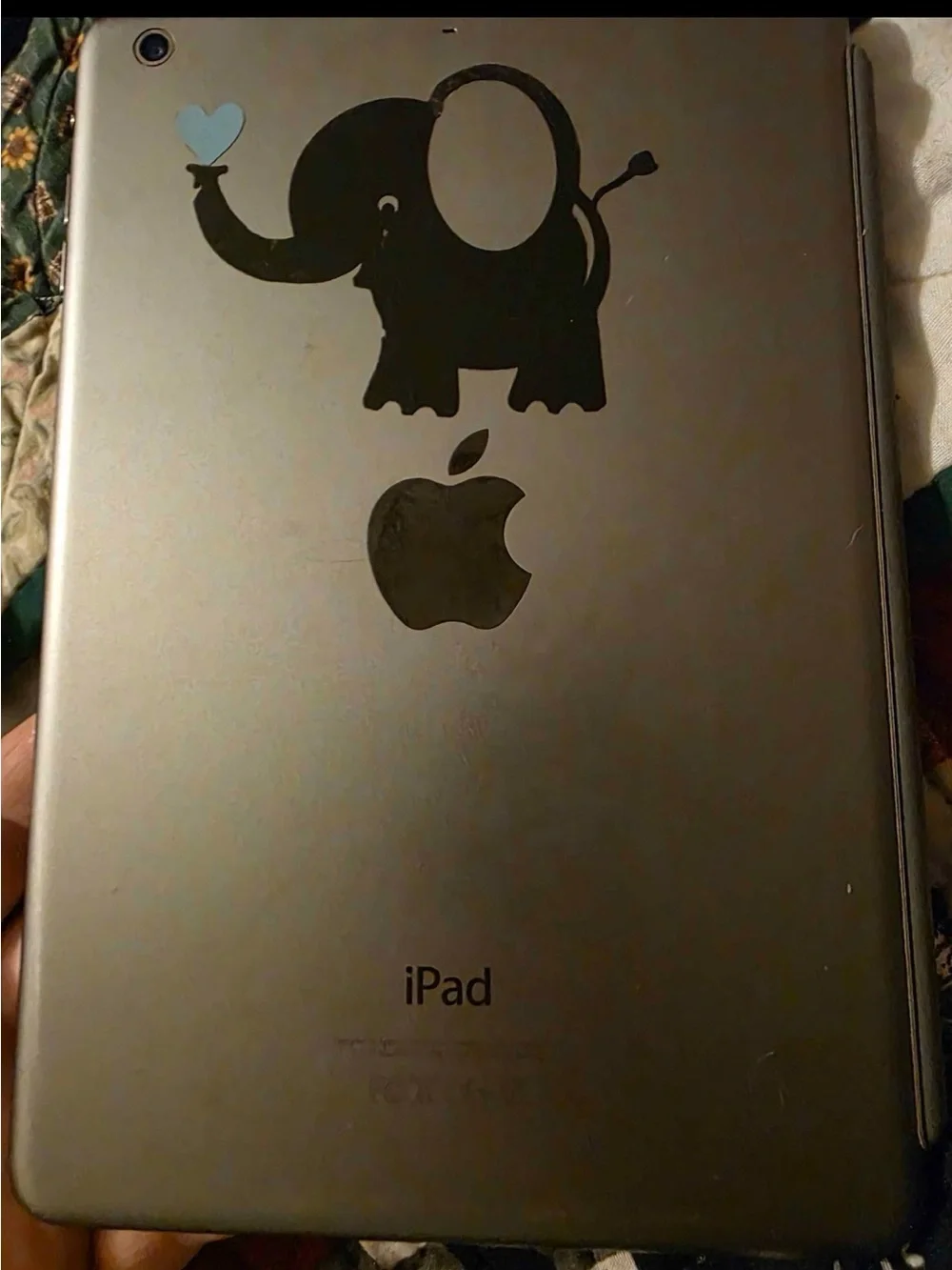 Apple tablet black