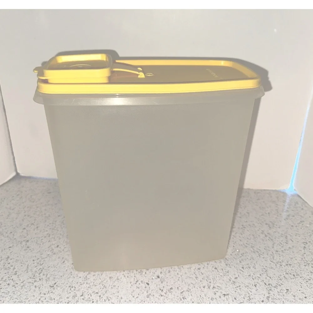 Tupperware Modular Mates Super‎ Cereal Storer Keeper 20 Cup/4.8L Yellow Seal