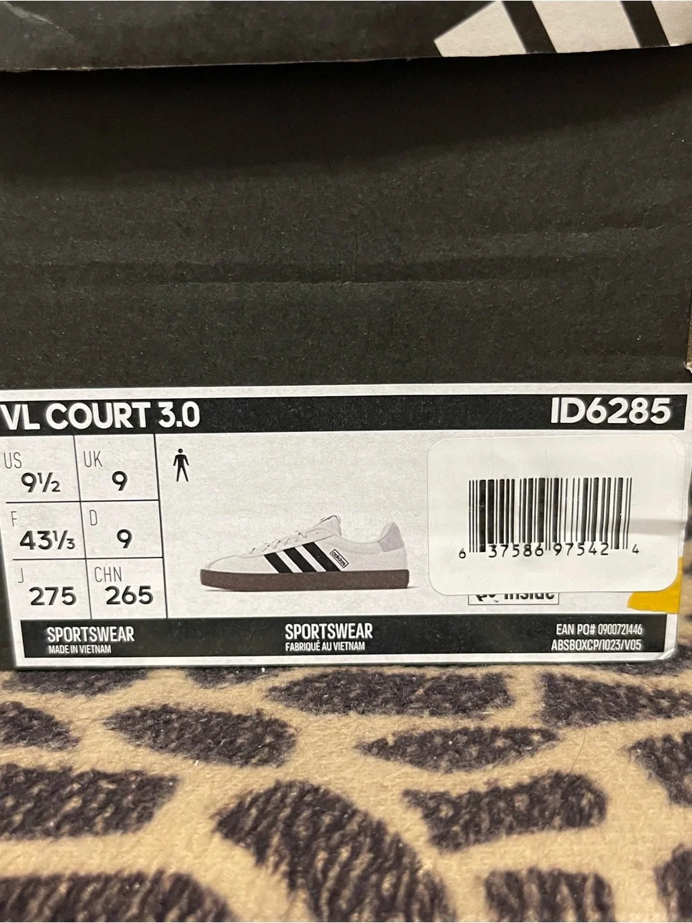 Adidas VL Court 3.0 Casual Soccer Sneakers White NIB Soccer Retro Mens 9.5