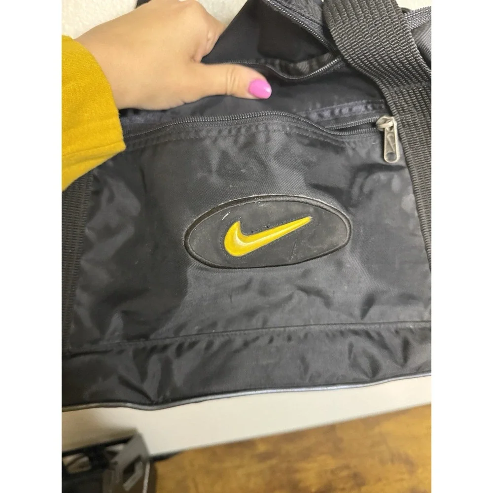 Nike minor markings