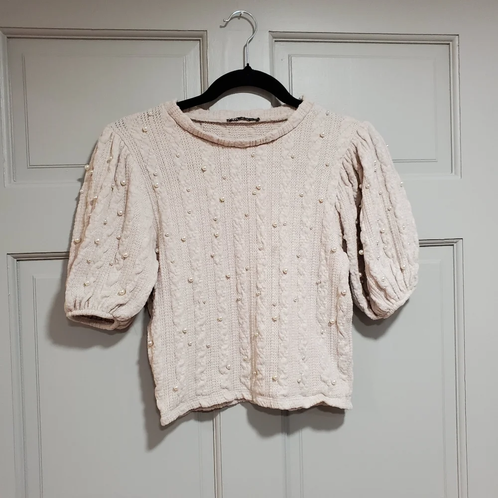 Zara Top women Puff Sleeves Knit Sweater Cream Textured Pearls Medium Preppy‎