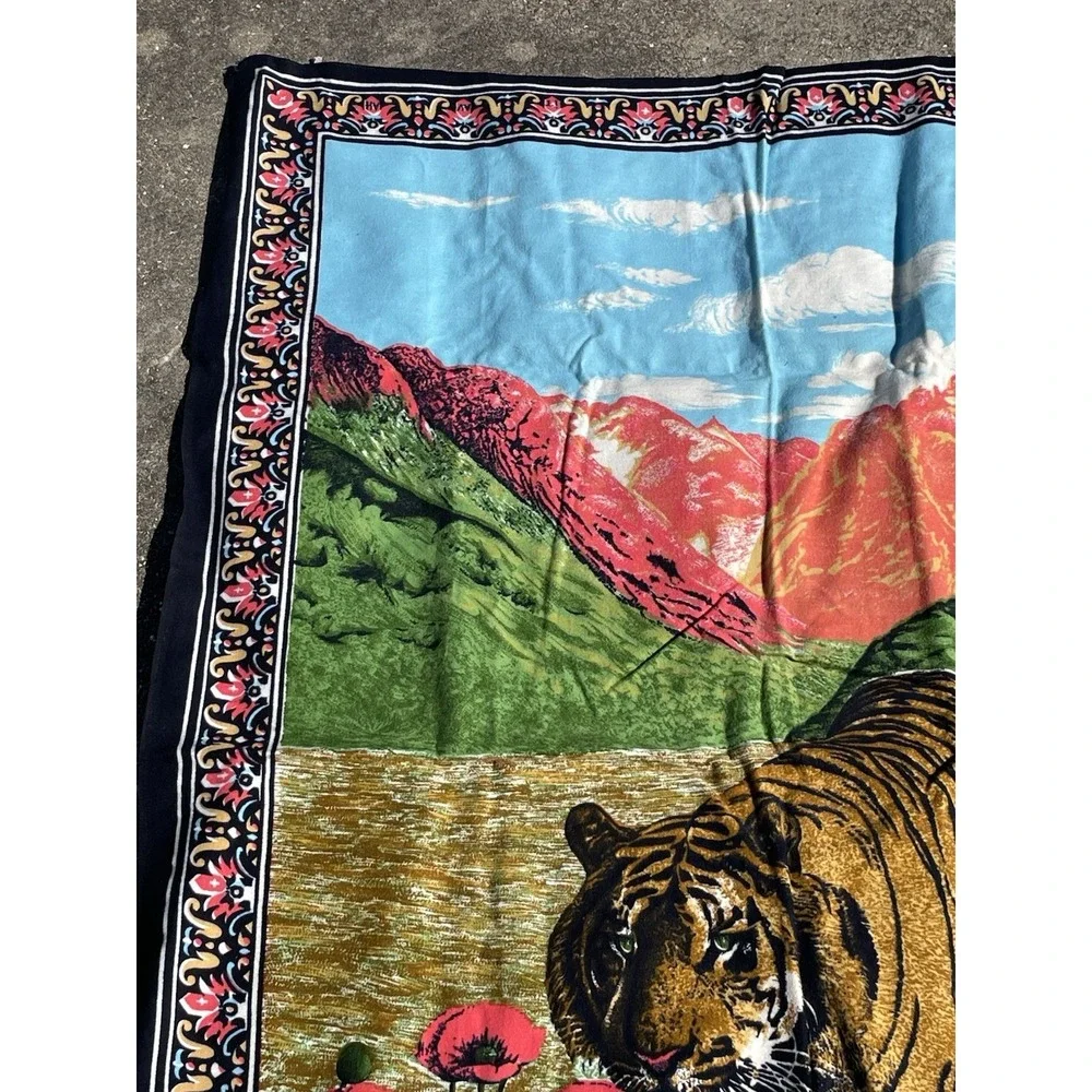 N/A edition adding tapestry