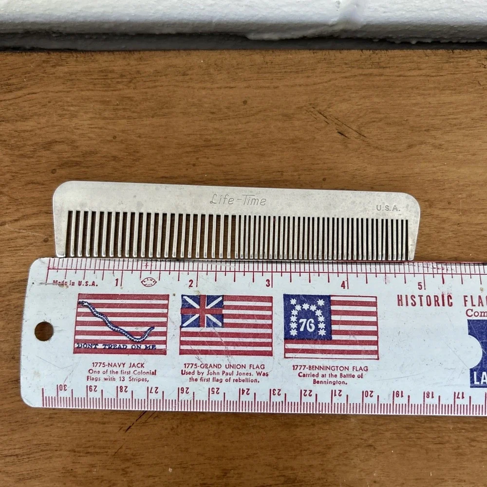 N/A comb vintage