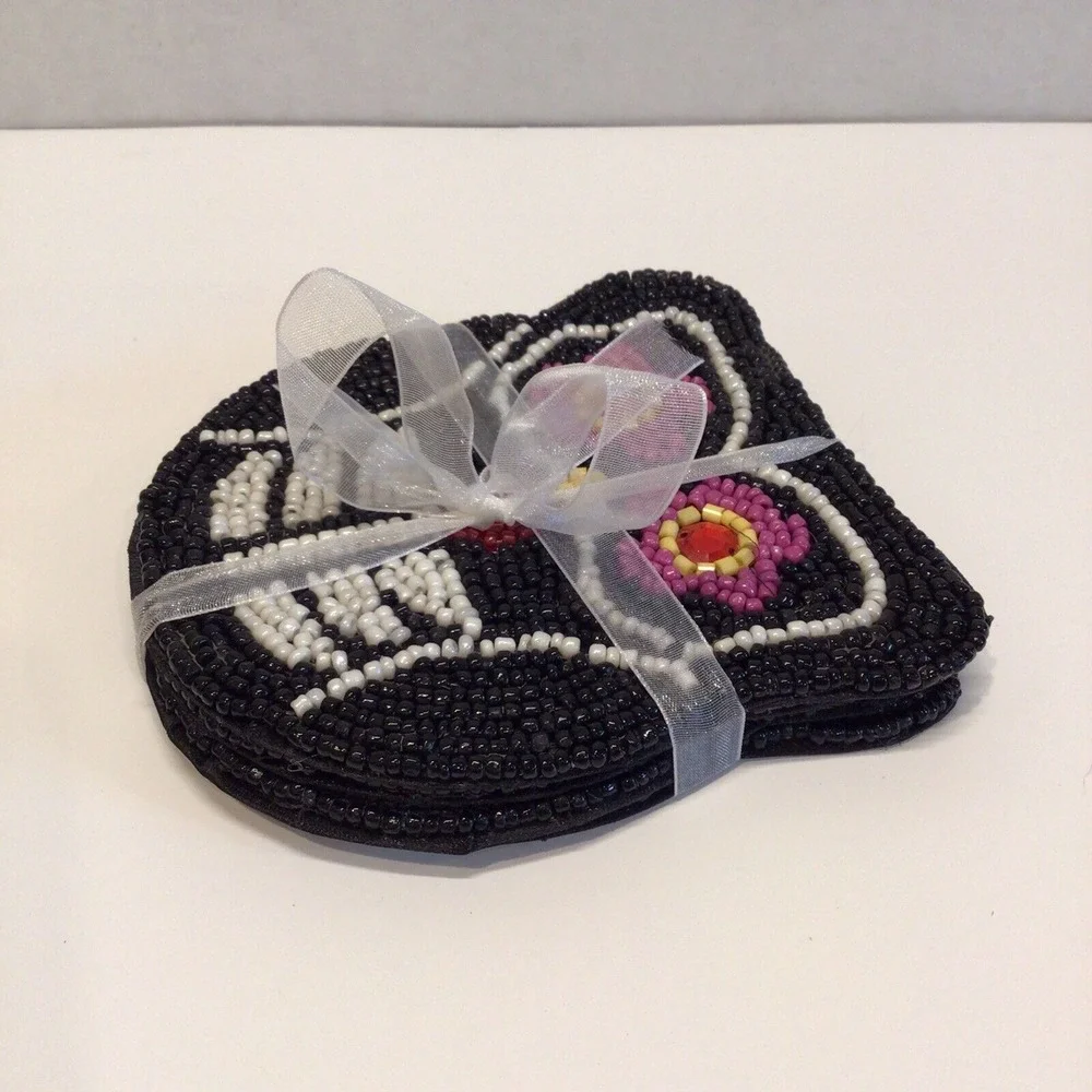 N/A set beaded