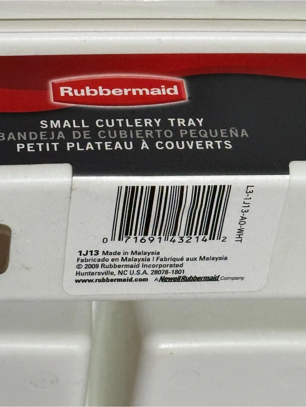 Rubbermaid colors neutral clean