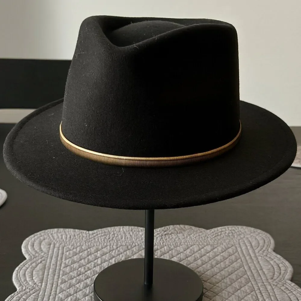 Black Fedora Hat w/Gold Band – Wide Brim, Classic Unisex Style NWOT