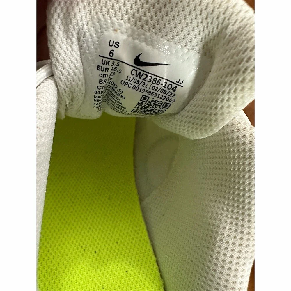 Nike upper cushioned 36
