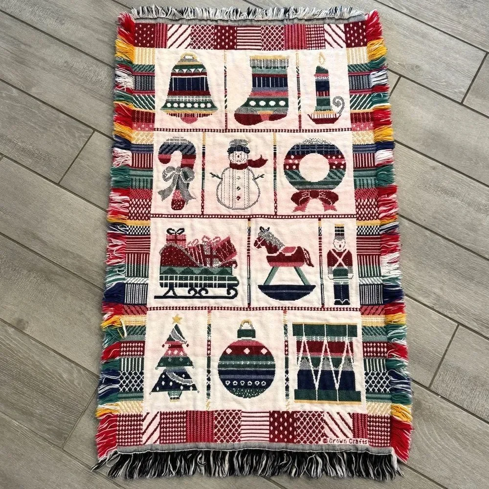 Vintage Crown Crafts Christmas Tapestry Throw Blanket
