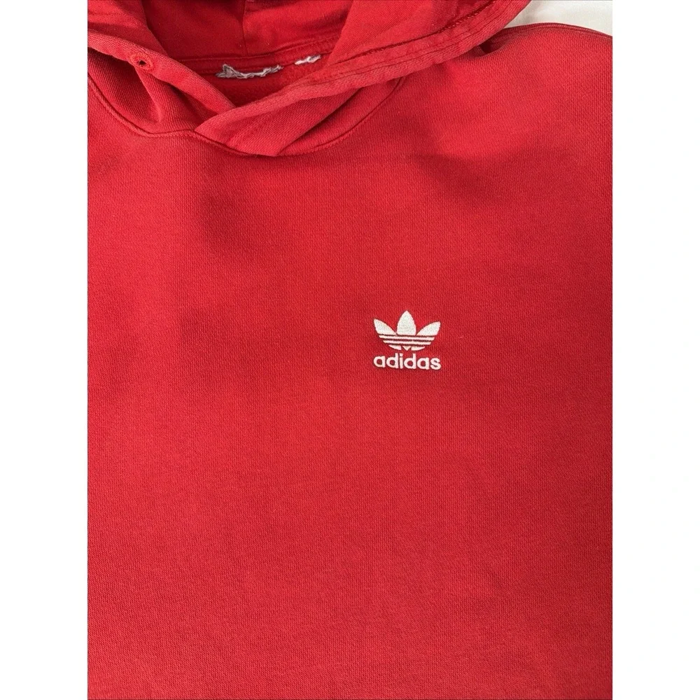 adidas smoke free