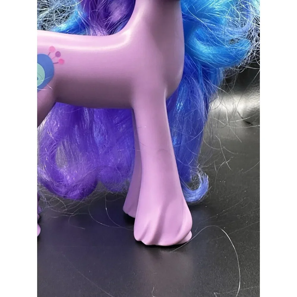 My Little Pony Movie G5 Figure Izzy Moonbow Unicorn Shining Adventures Hasbro 6”