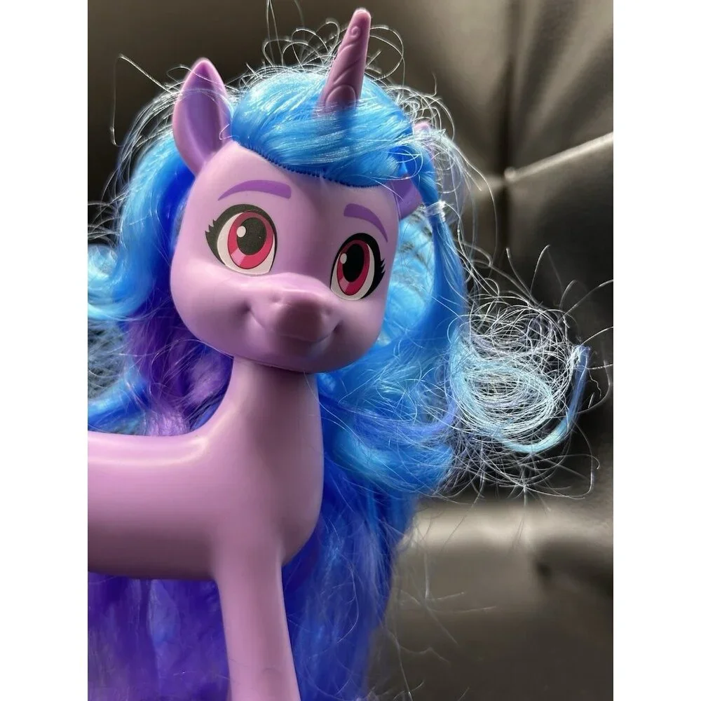 My Little Pony Movie G5 Figure Izzy Moonbow Unicorn Shining Adventures Hasbro 6”
