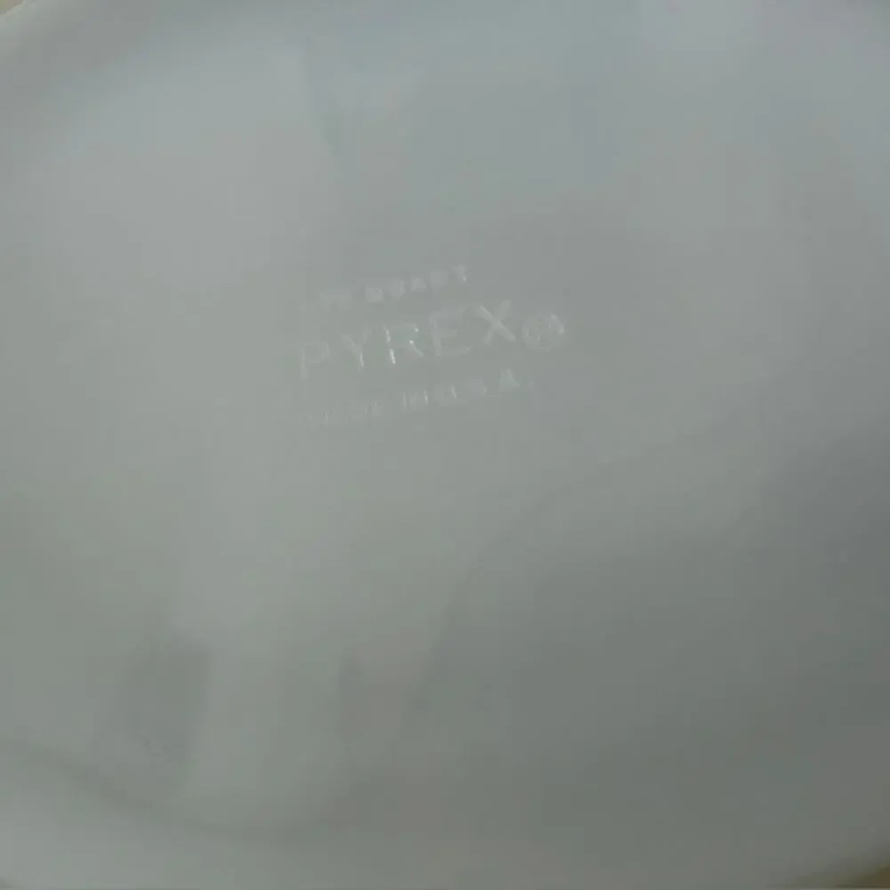 Pyrex acorn vintage good
