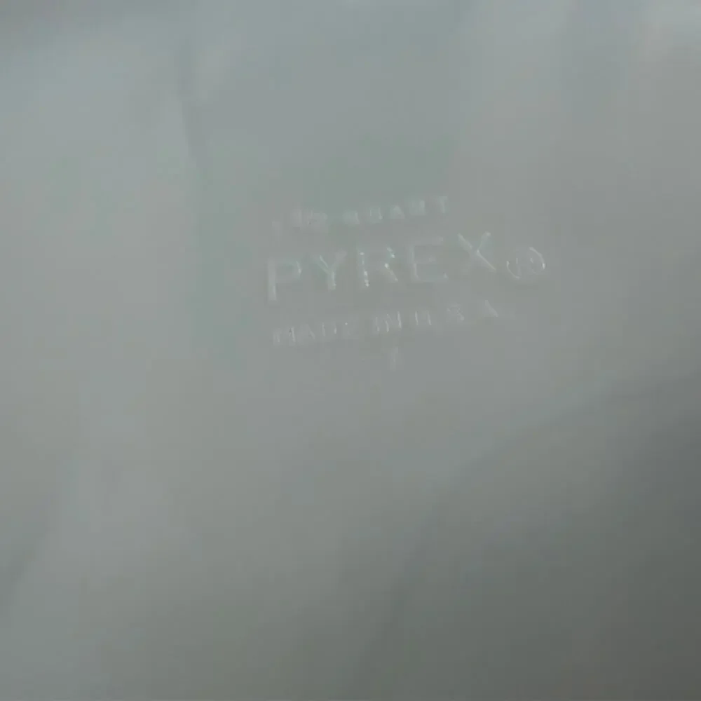 Pyrex casserole 5qt