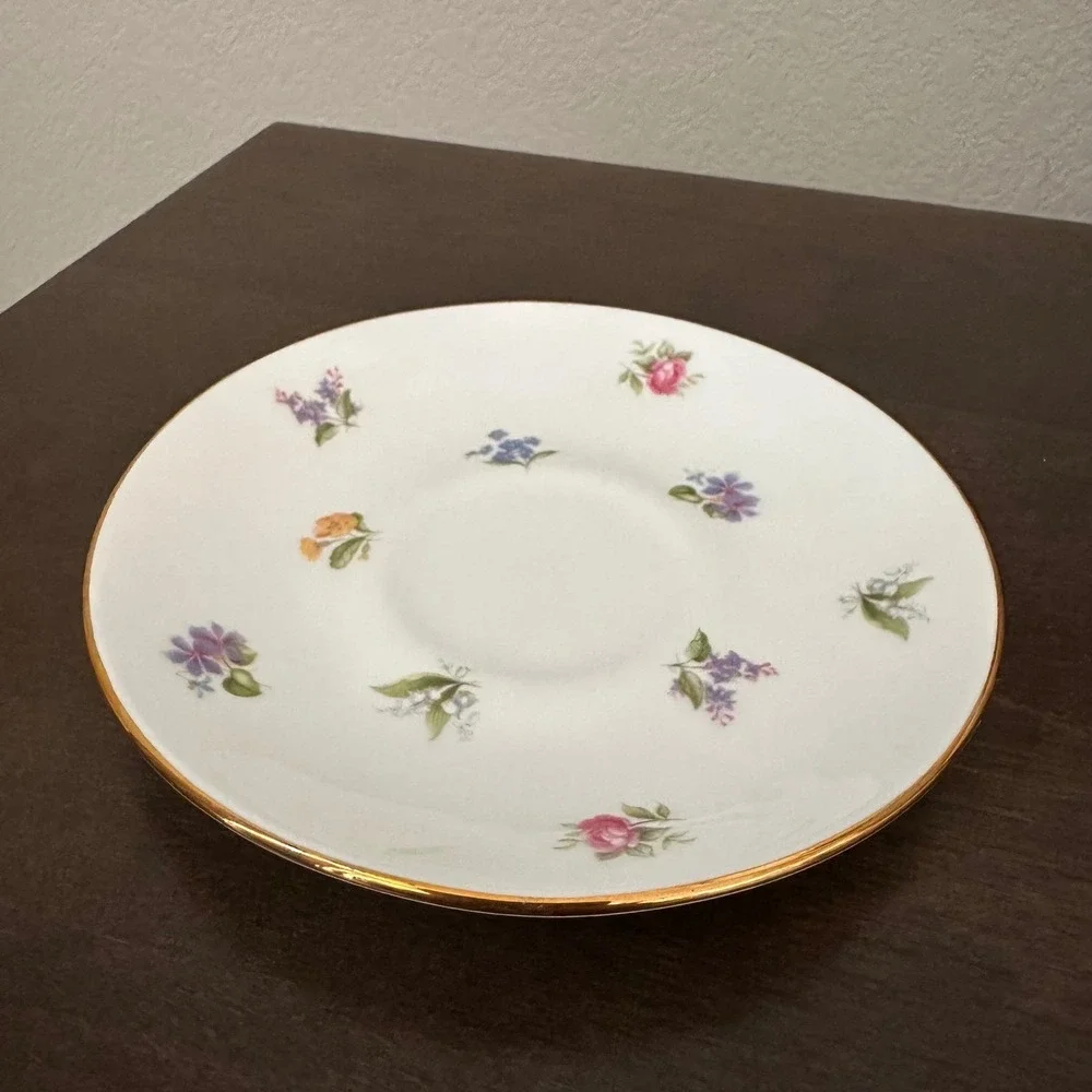 Sadler this saucer