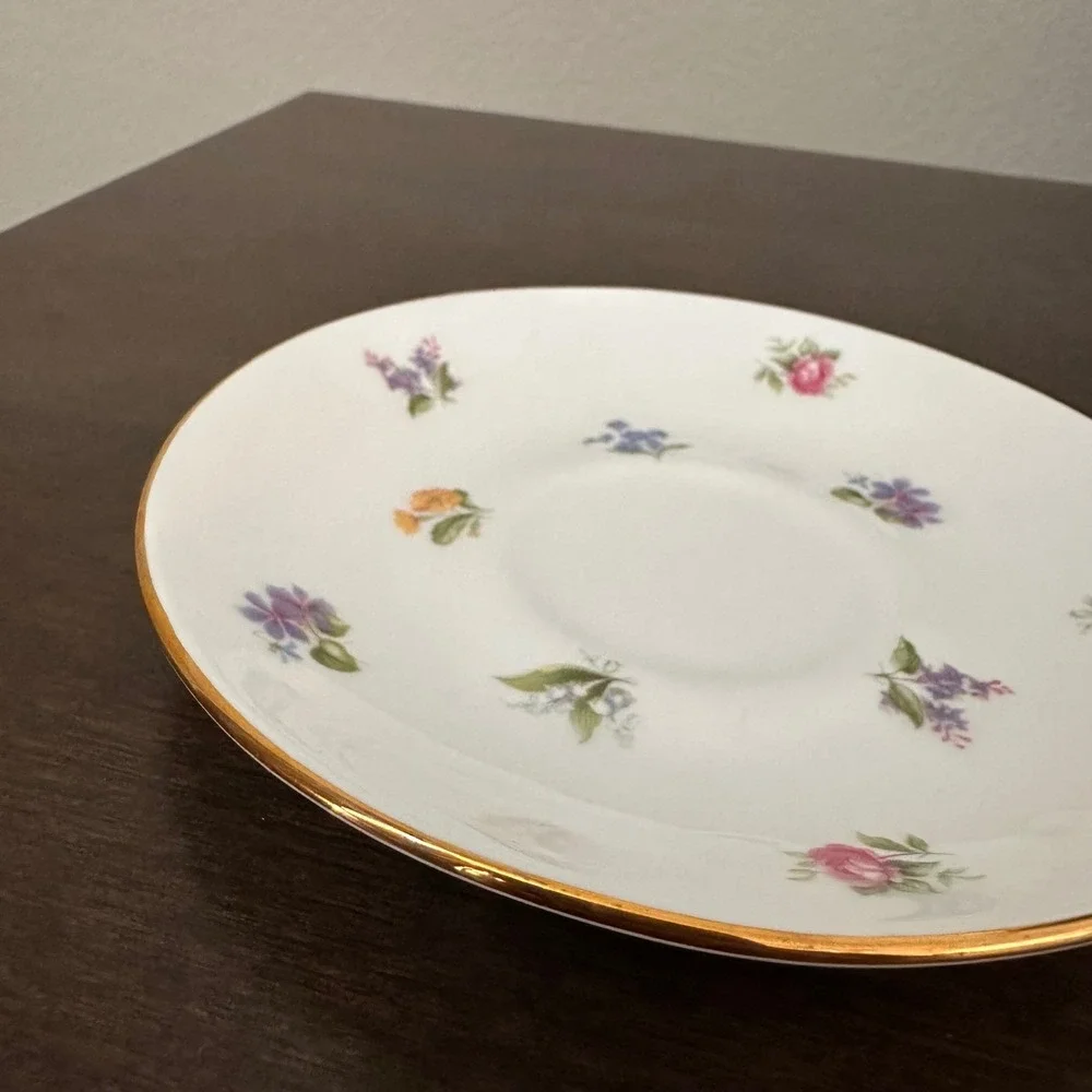 Sadler this saucer