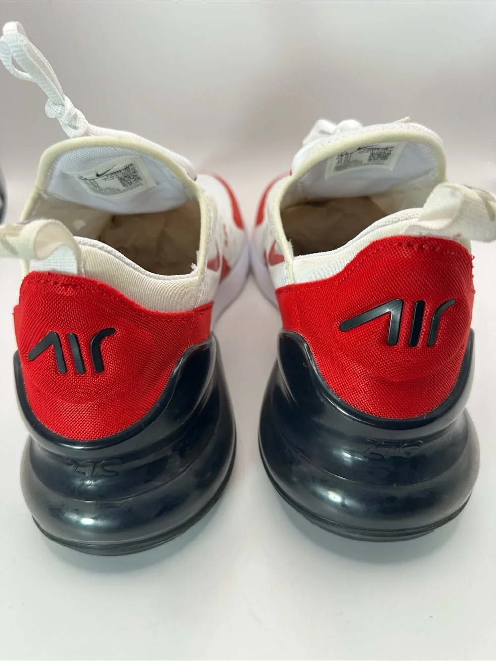 Nike 270 branding cushioning