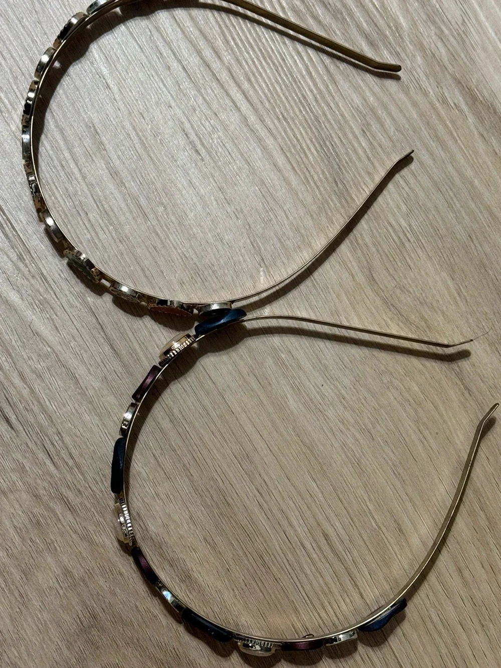 Source Unknown gold tone